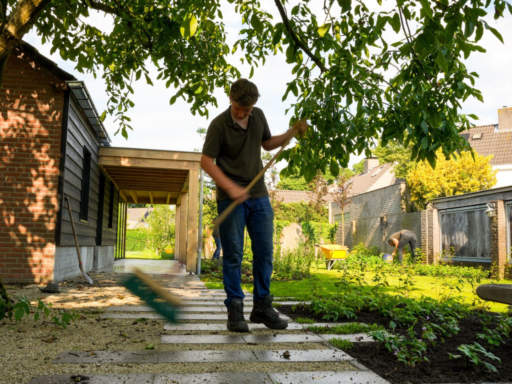 Onderhoud onder de notenboom